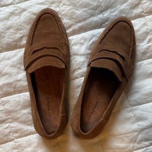 Lucky Brand Women’s Suede Tan Loafers